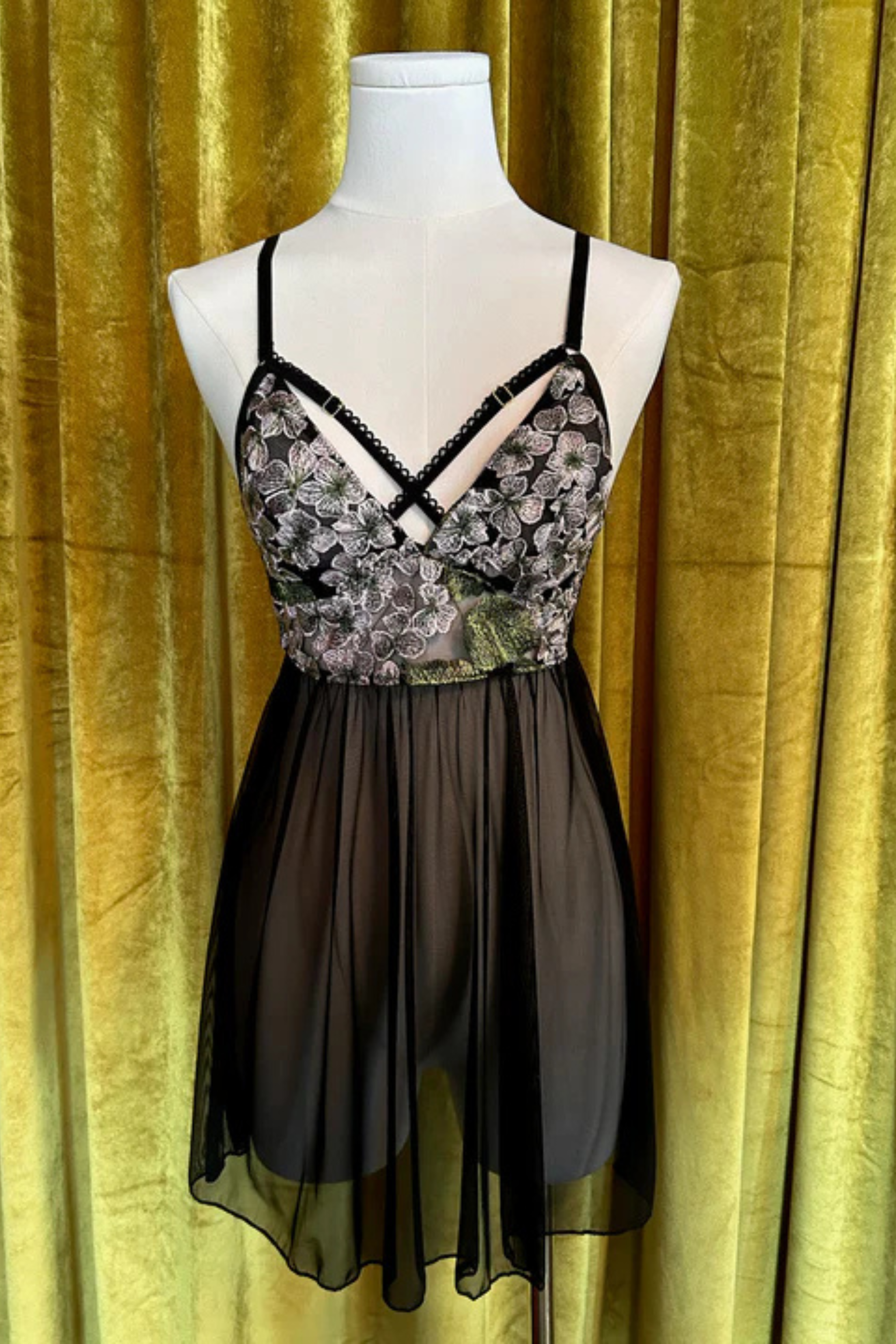 Kilo Brava Embroidery Babydoll in Hydrangea Nights