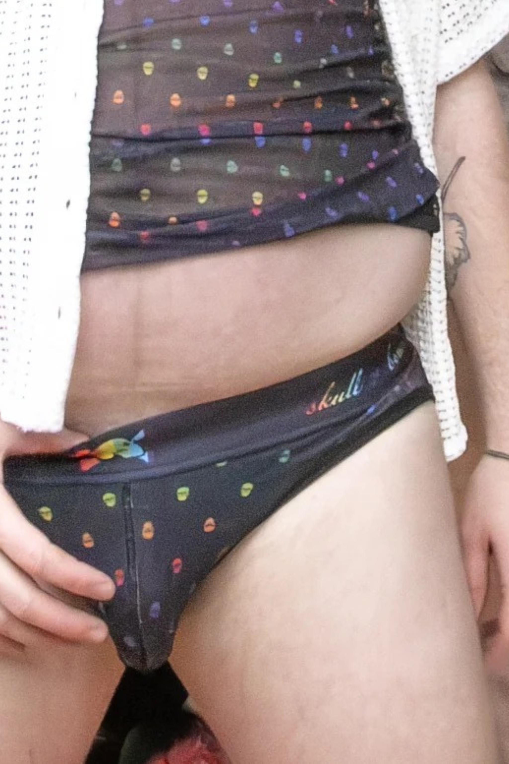 Ditsy Skull Sheer Mesh Y-Jock in Pride Black