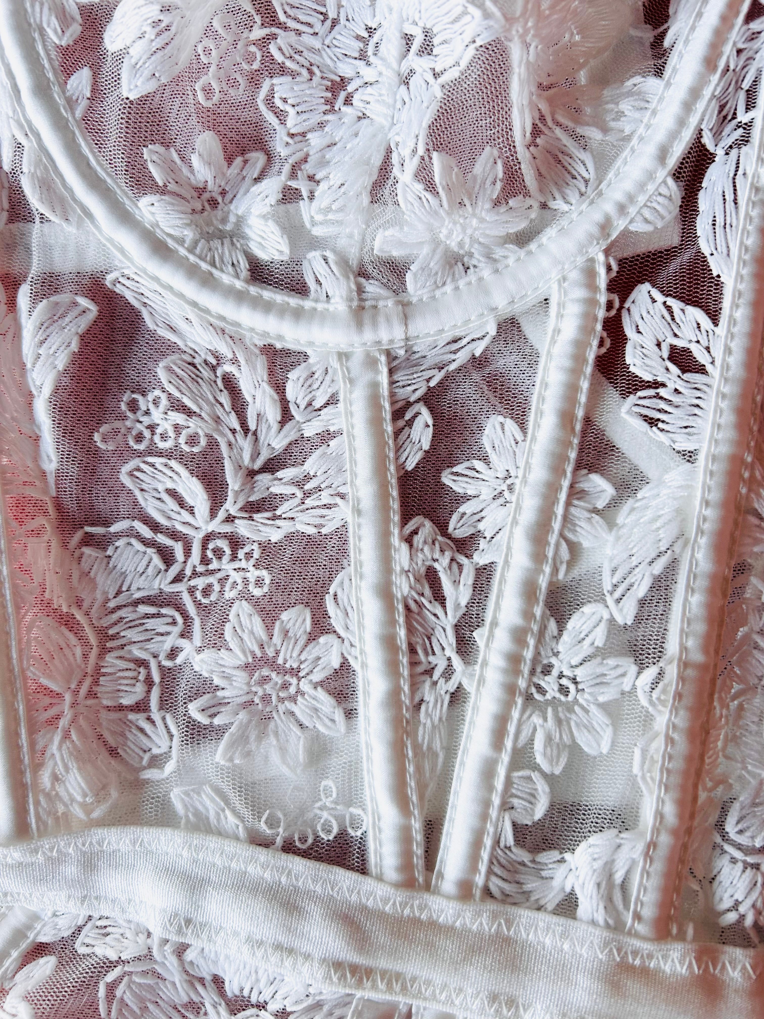 Kilo Brava Embroidery Underwire Teddy in White