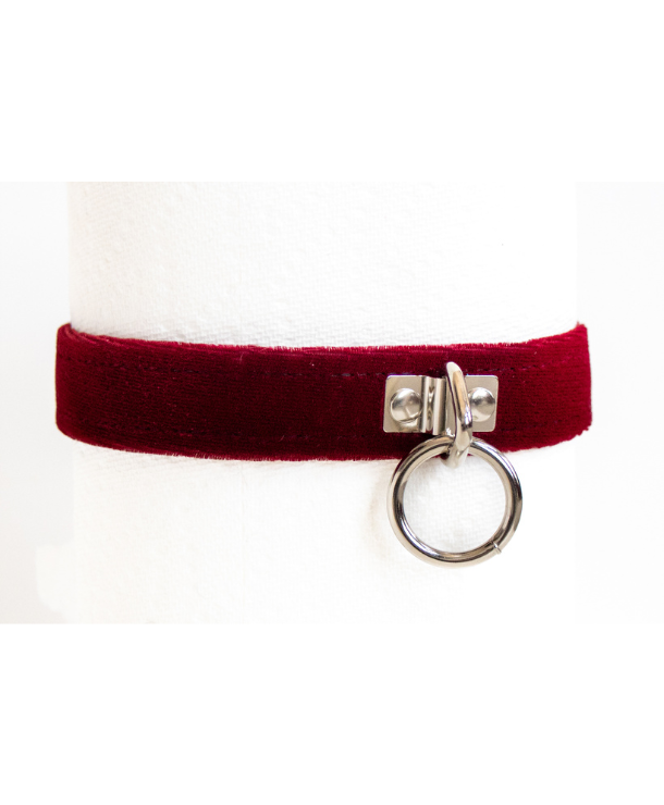 another angle of the burgundy collar with nickel plated chrome o-ring
