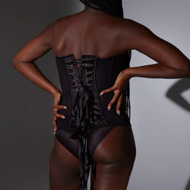 Cirsi the Sorceress Embroidered Corset in Black