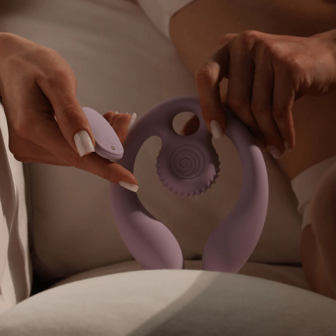 Dual Ended Snail Vibe Gizi Duo