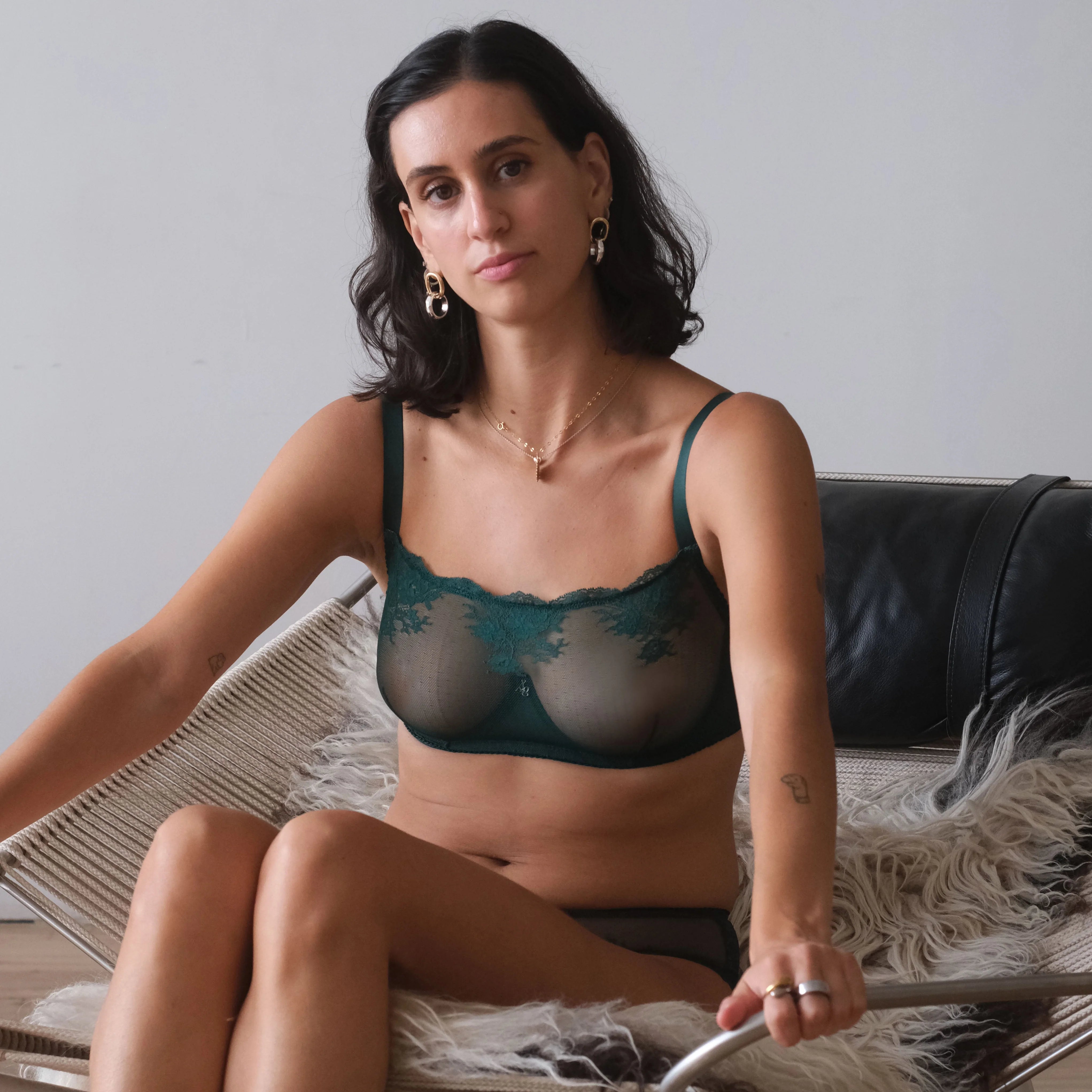 Kim Lace Underwire Bra in Emerald by Amour d'Agnette