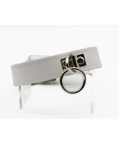 front view of the metal o-ring and sleek white leather Anything But Basic O-Ring 1inch Collar in white leather