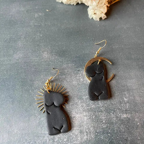 Goddess Torso Polymer Clay Earrings in Noir