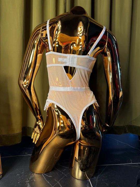 Kilo Brava Embroidery Underwire Teddy in White